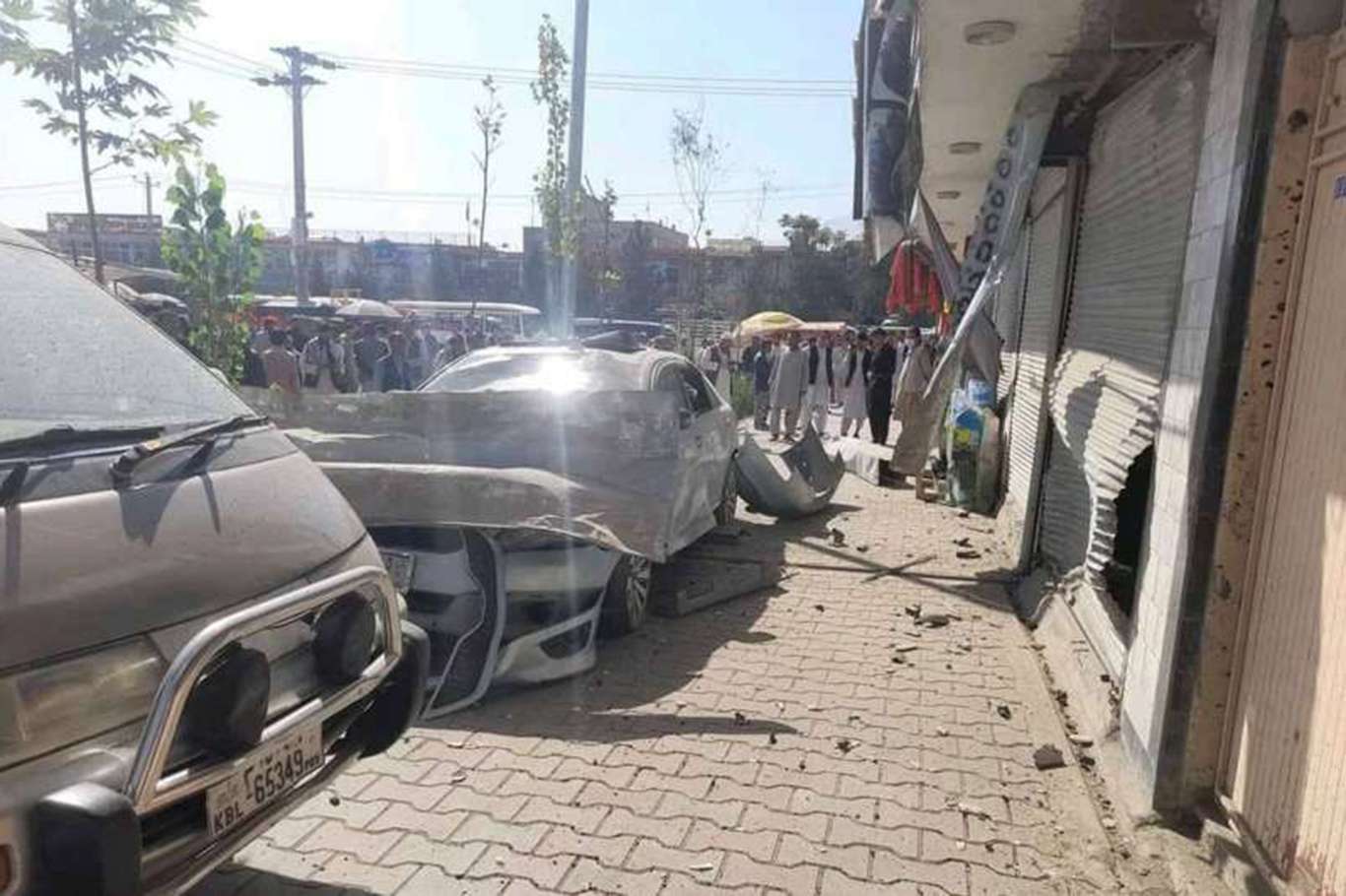 Taliban'a ait araca bombalı saldırı Taliban'a ait araca bombalı saldırı